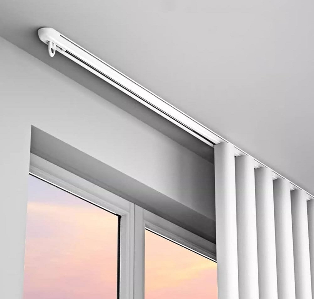 TRINGLE A RAIL SIMPLE EN PVC